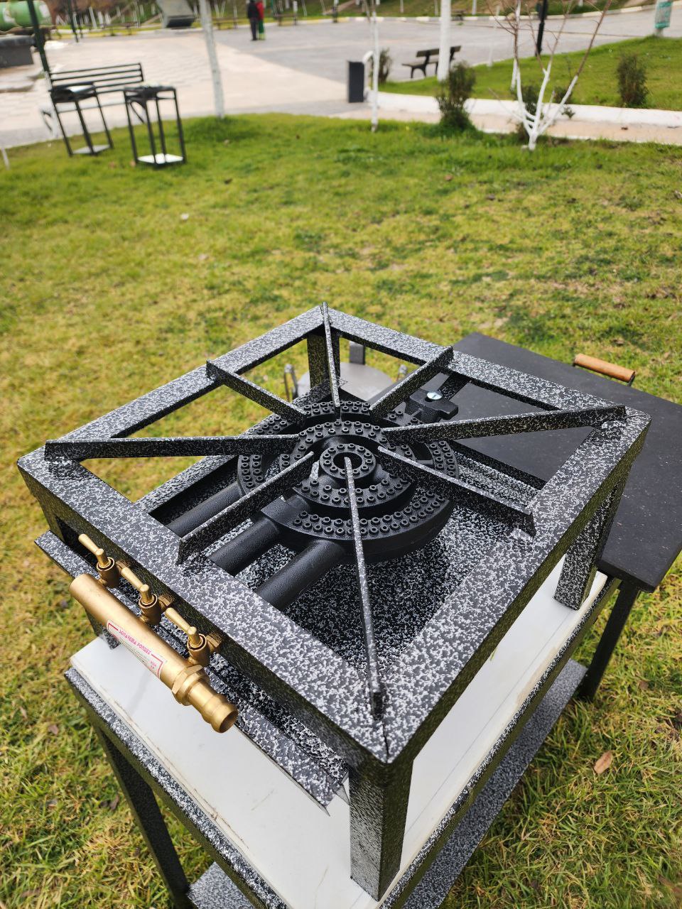 طابونة صغيرة مربع